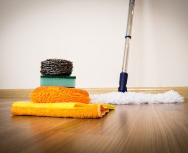 How to remove black stains from oak floor
