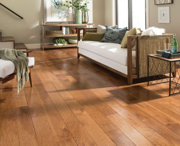 Natural Hickory Floor：Color, durability, and care