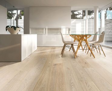 Which is better solid oak or engineered flooring